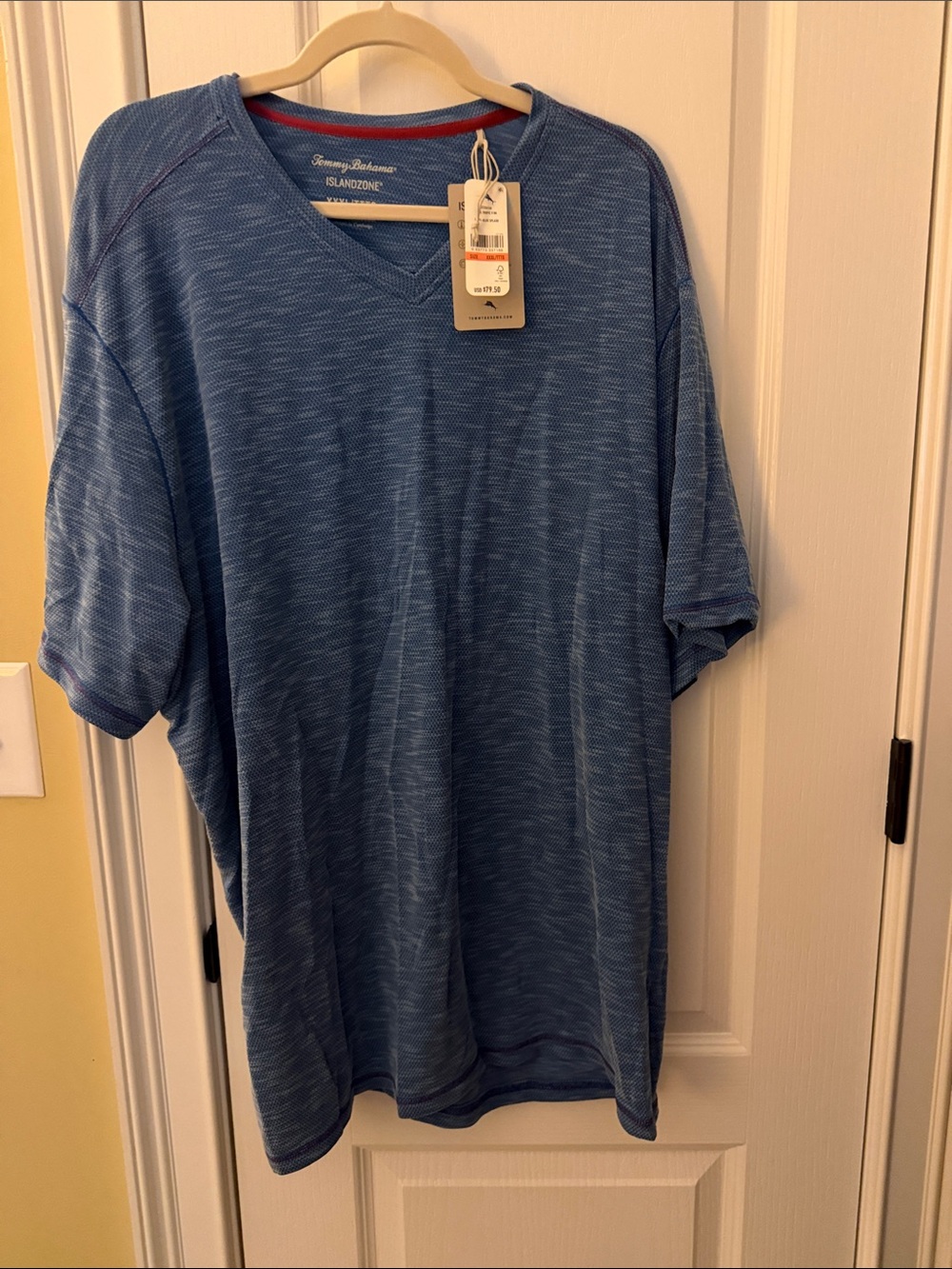 Men's Tommy Bahama Blue V-Neck Short Sleeve Tshirt. NWT
